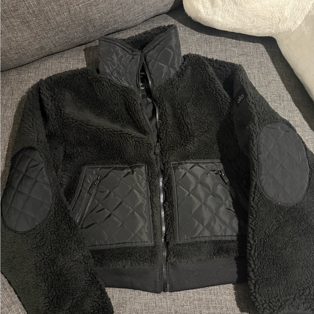 Alo yoga Sherpa edge bomber jacket M